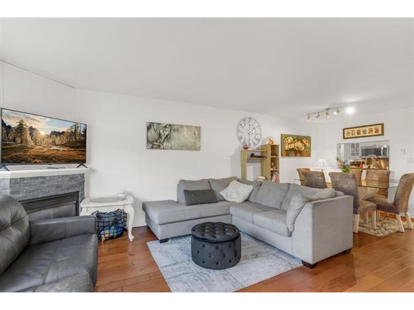 218 15991 THRIFT AVENUE, Surrey real estate listing R3014210