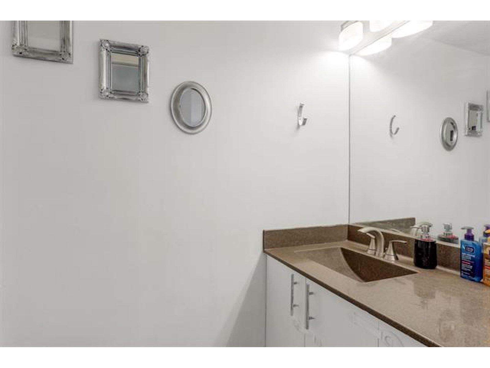 218 15991 THRIFT AVENUE, Surrey real estate listing R3014210
