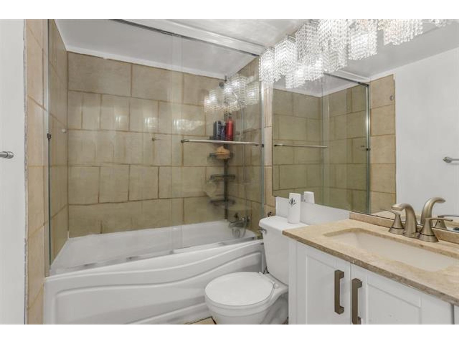 218 15991 THRIFT AVENUE, Surrey real estate listing R3014210