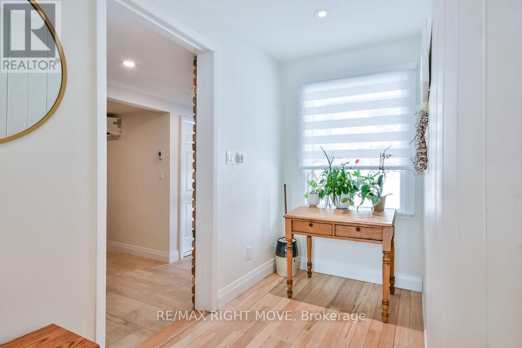 Photo 10 of 668 Broadview Avenue, Orillia ON