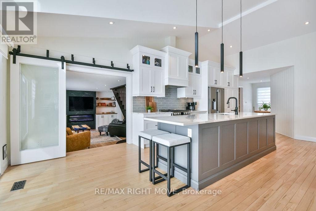 Photo 17 of 668 Broadview Avenue, Orillia ON