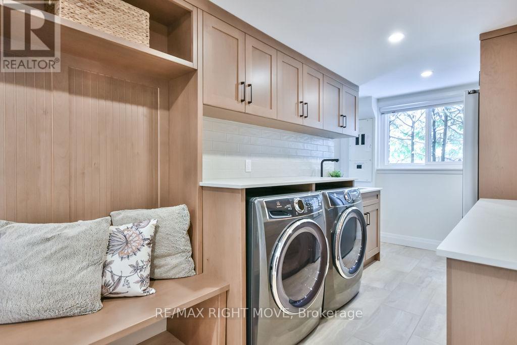 Photo 9 of 668 Broadview Avenue, Orillia ON