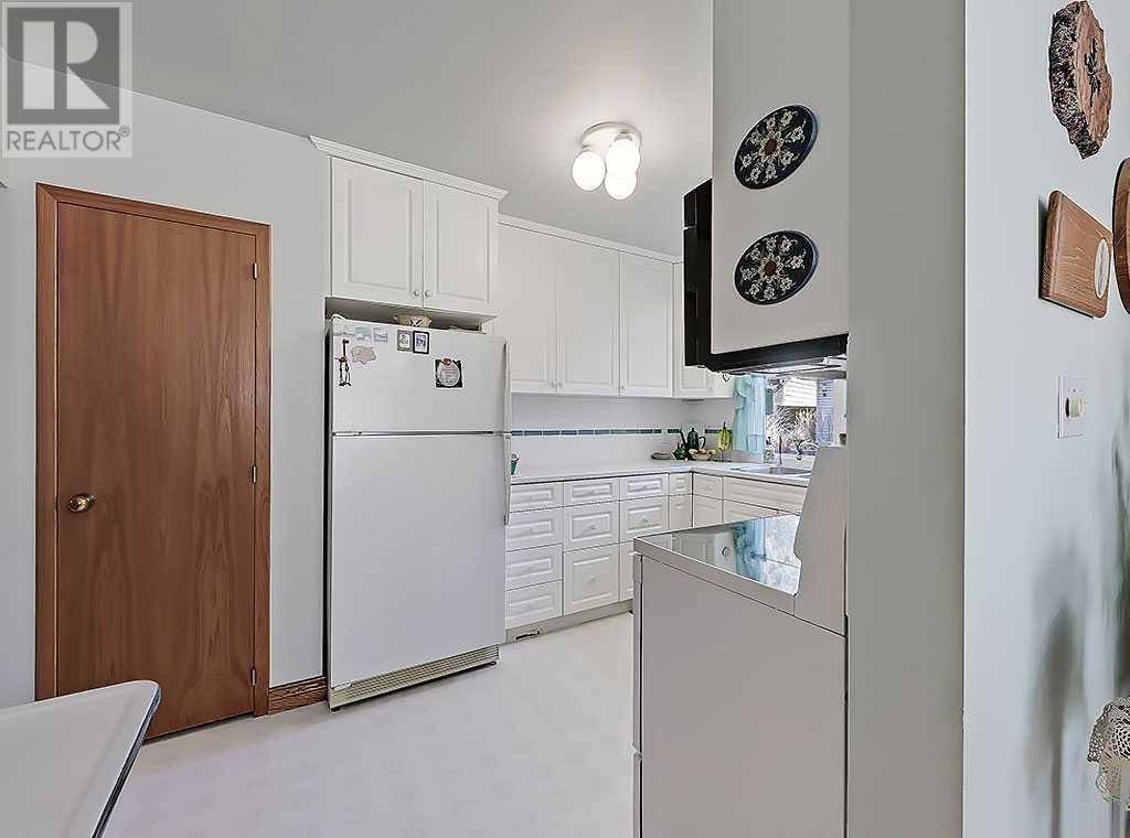 Single Family House Bungalow for Sale in  Rosevale Drive NW Rosemont Calgary 