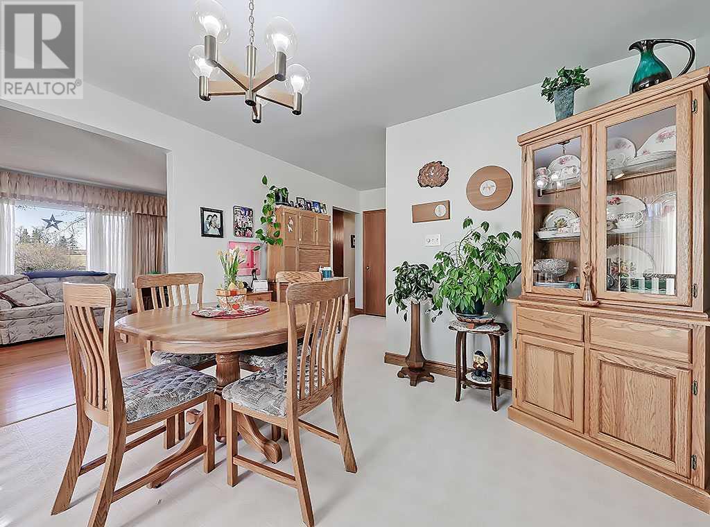 Single Family House Bungalow for Sale in  Rosevale Drive NW Rosemont Calgary 