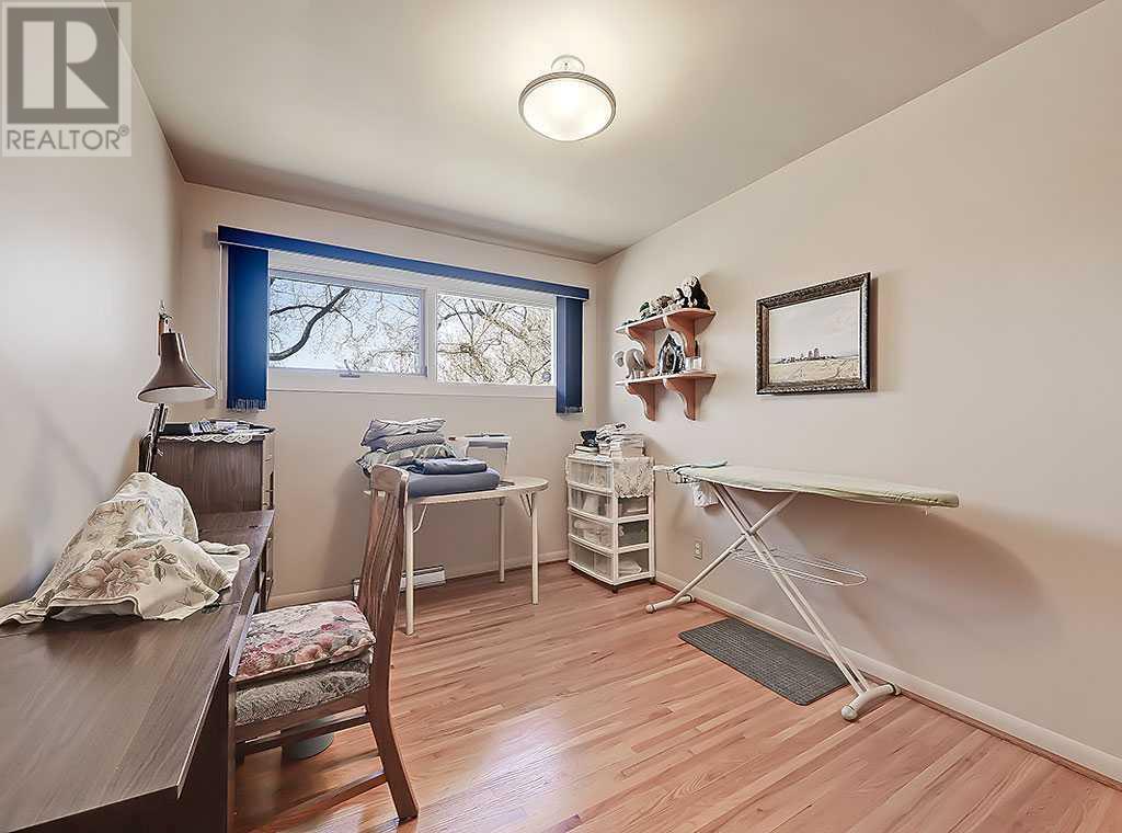 Single Family House Bungalow for Sale in  Rosevale Drive NW Rosemont Calgary 
