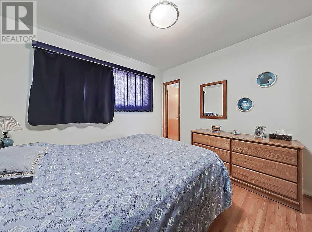 Single Family House Bungalow for Sale in  Rosevale Drive NW Rosemont Calgary 