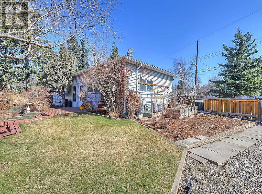 Single Family House Bungalow for Sale in  Rosevale Drive NW Rosemont Calgary 