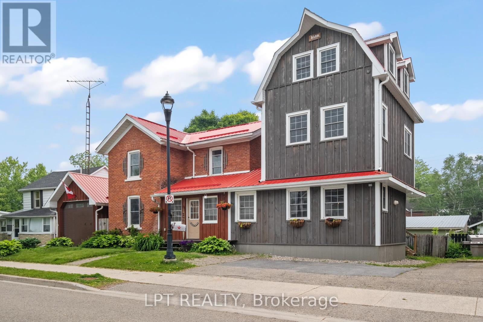 Photo 30 of 277 Brock Street, Gananoque ON