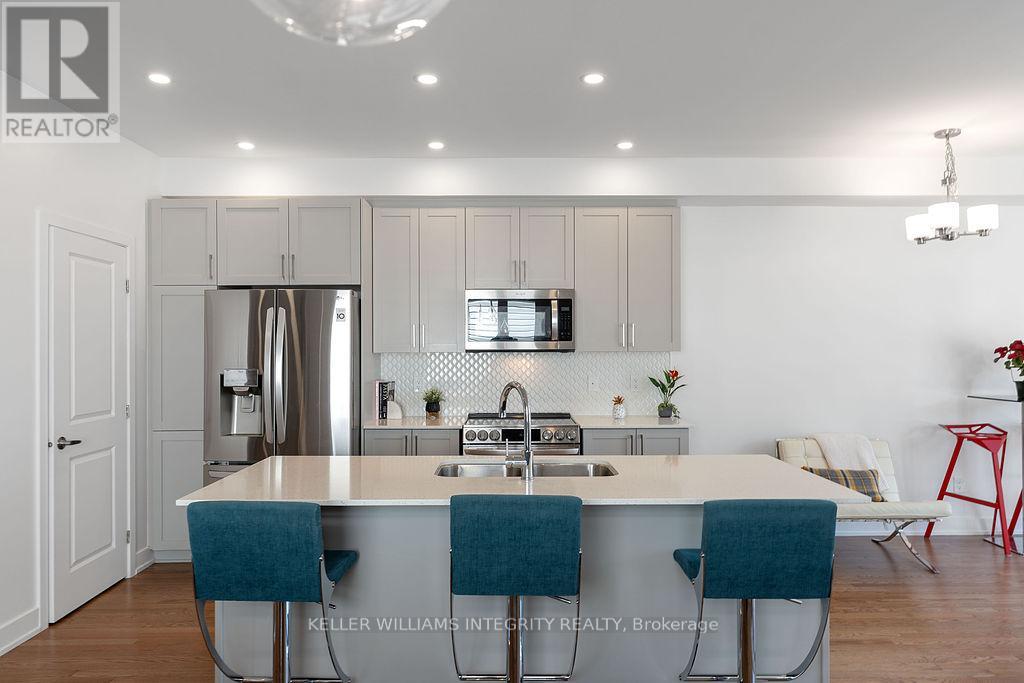 Photo 22 of 81 Heirloom Street, Ottawa ON