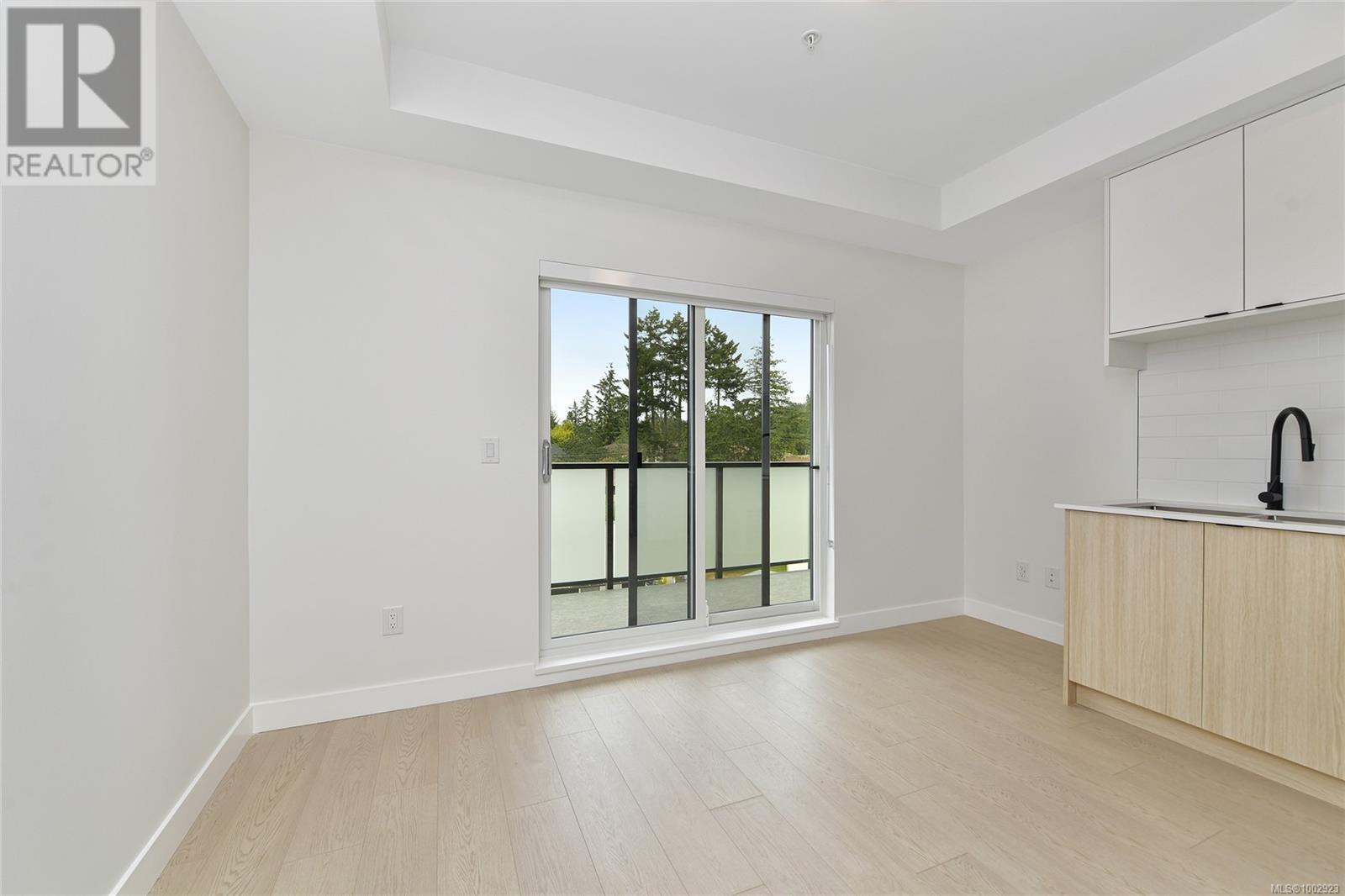 409 2629 Millstream Road, Langford