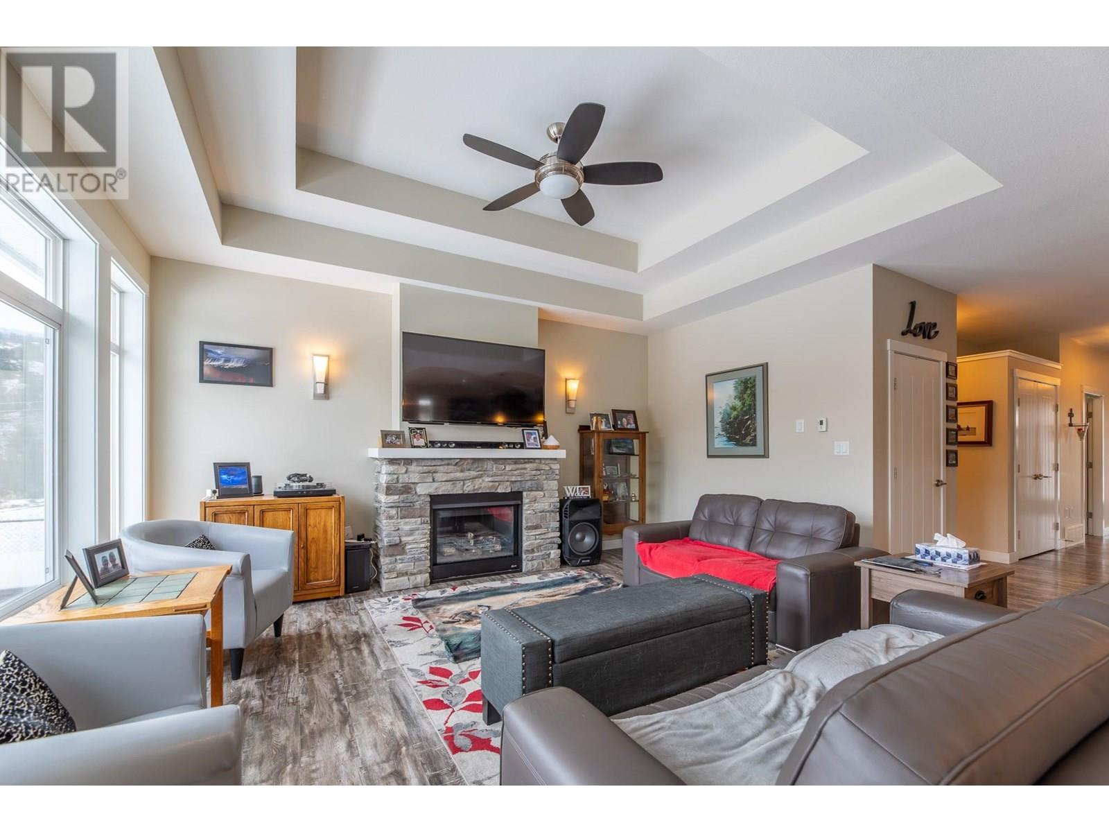 2189 BRENT Drive, Penticton