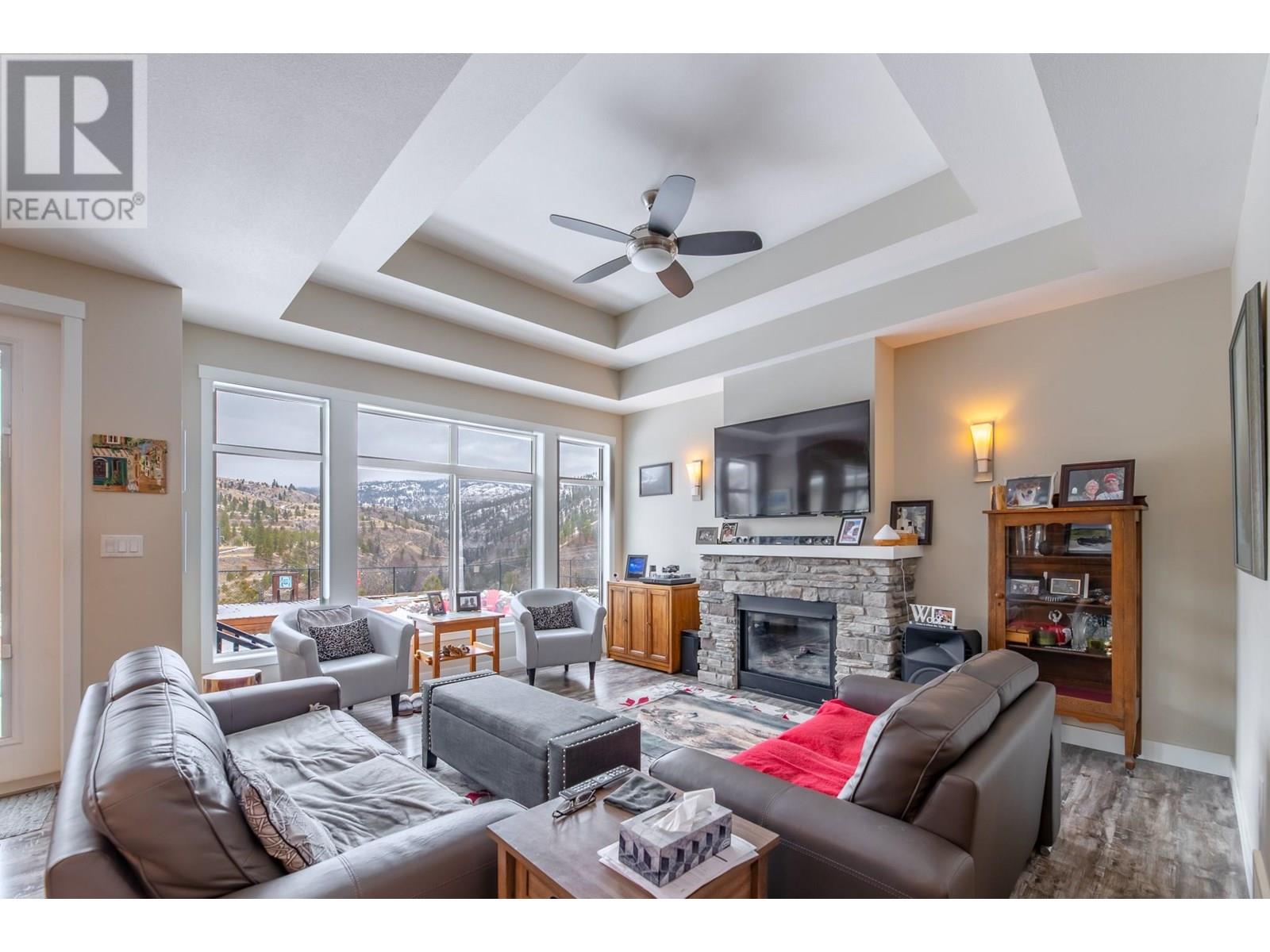 2189 BRENT Drive, Penticton