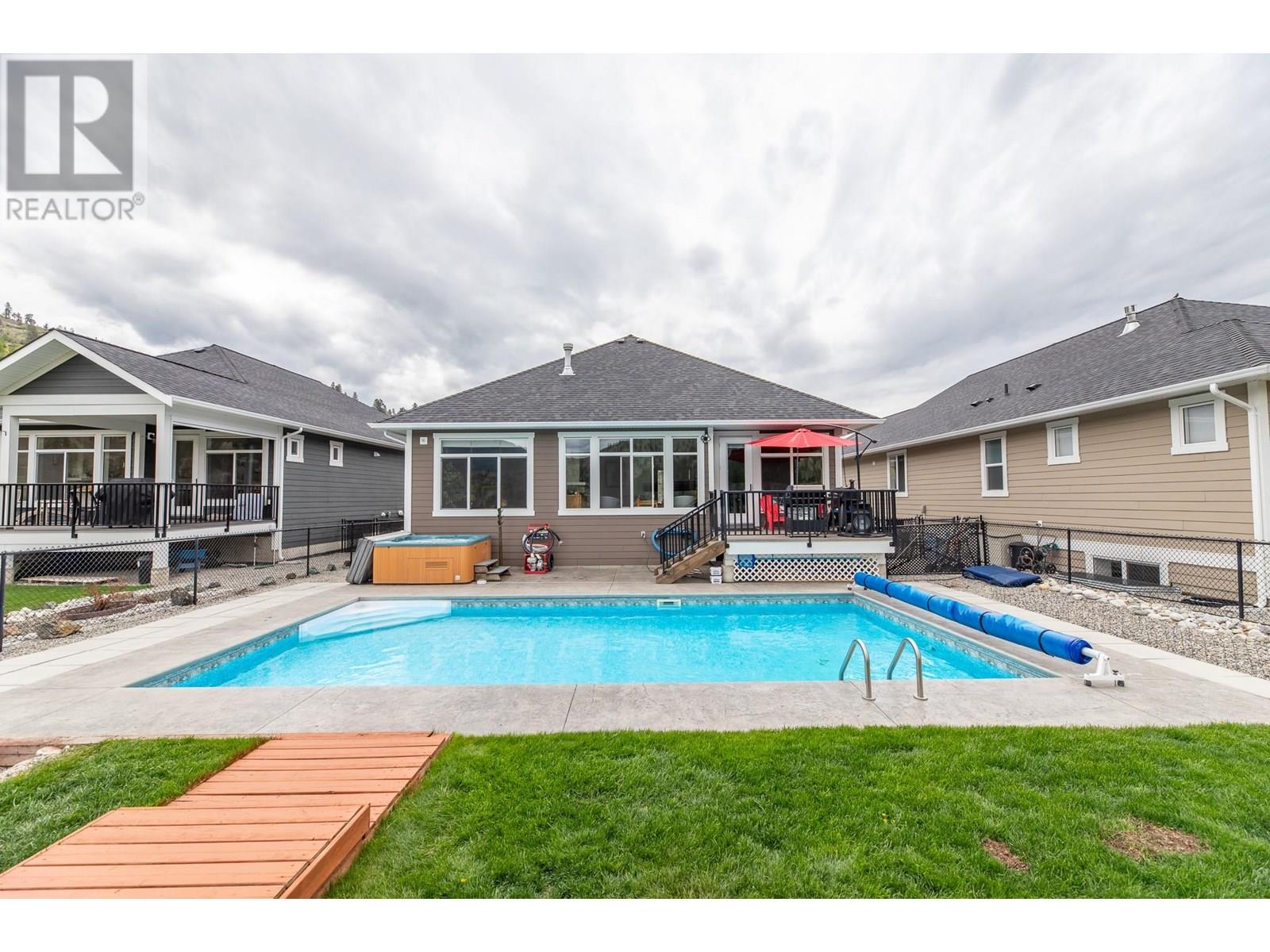 2189 BRENT Drive, Penticton