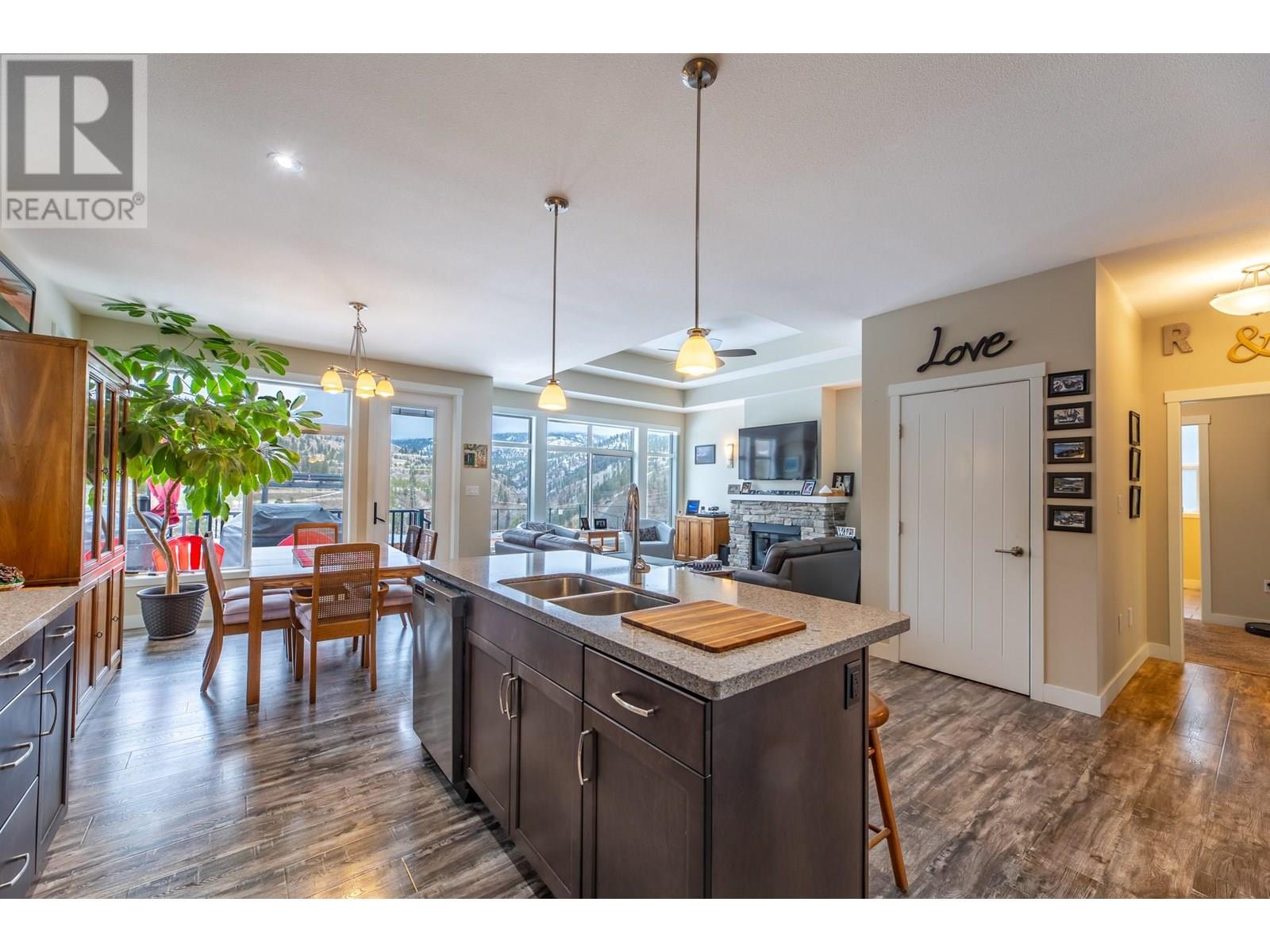 2189 BRENT Drive, Penticton