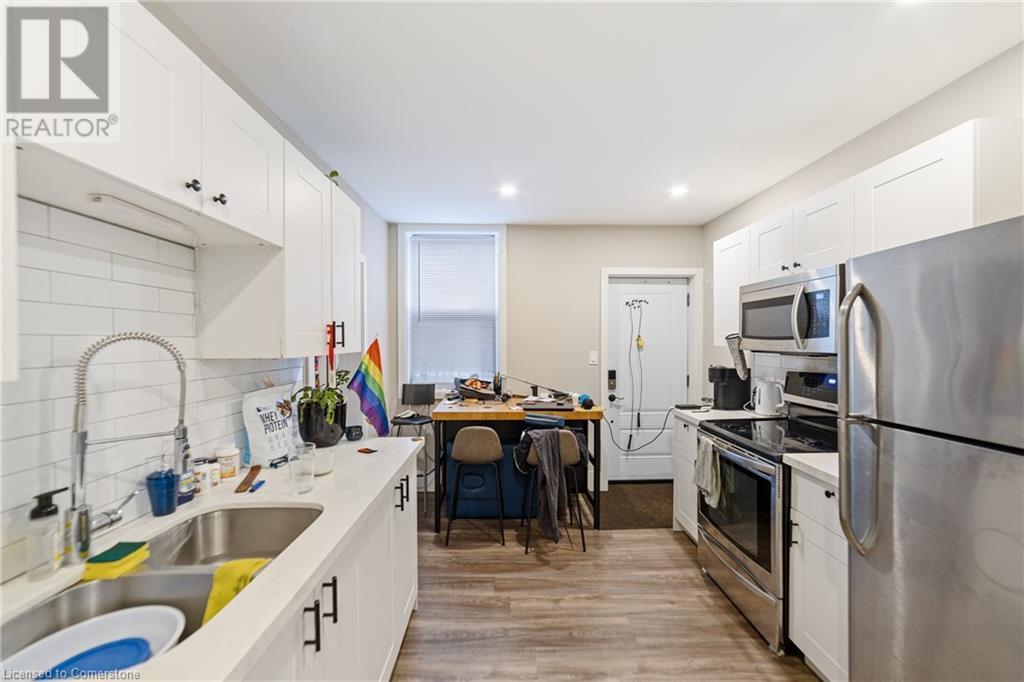 Photo 11 of 29 Gibson Avenue, Hamilton ON