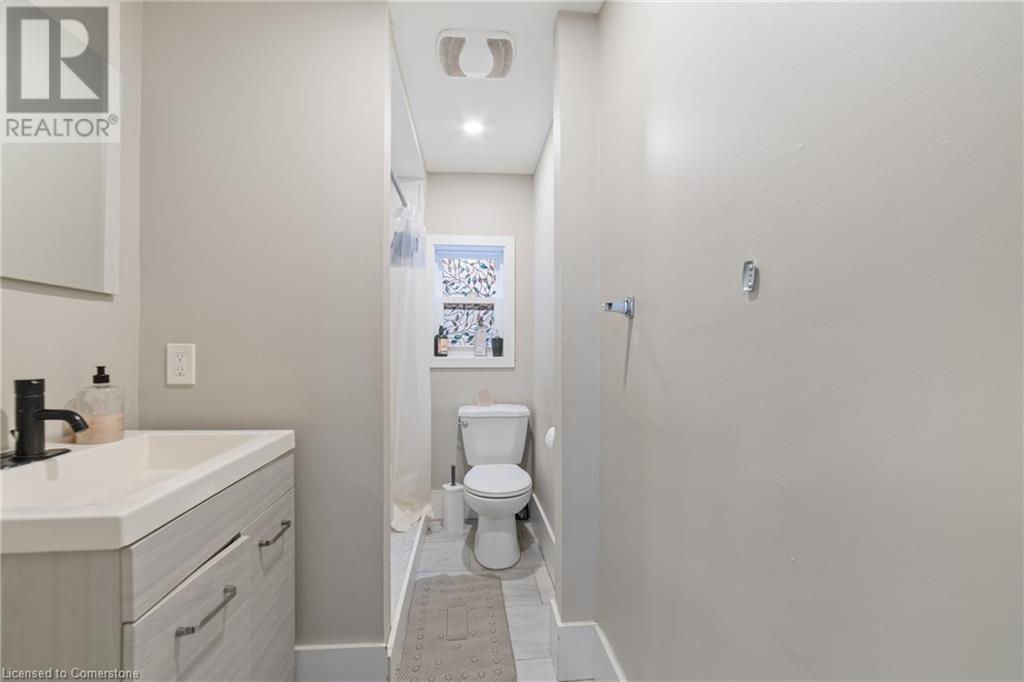Photo 16 of 29 Gibson Avenue, Hamilton ON