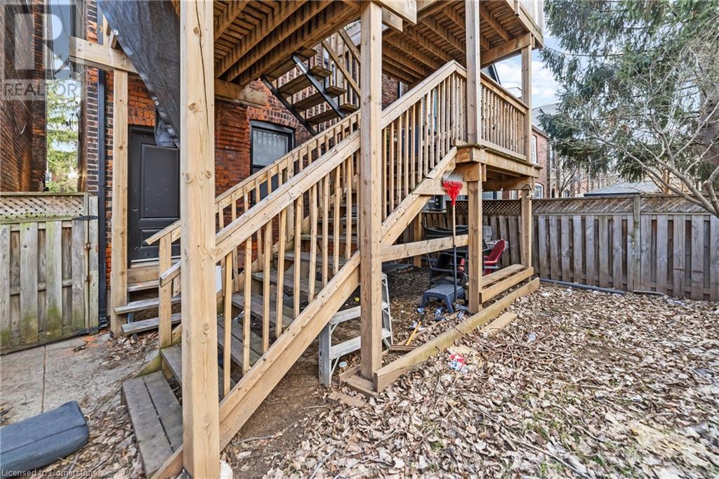 Photo 18 of 29 Gibson Avenue, Hamilton ON