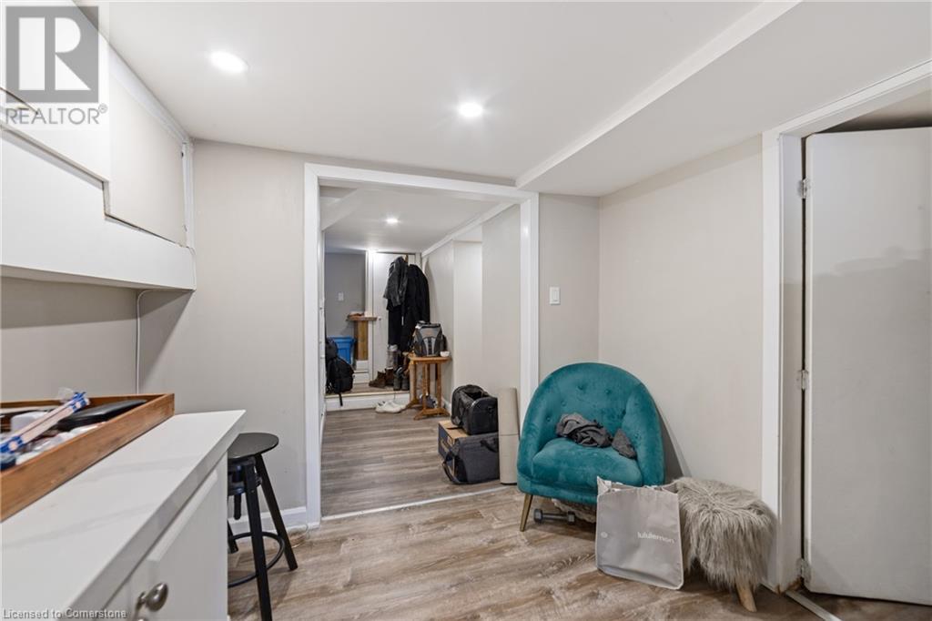 Photo 6 of 29 Gibson Avenue, Hamilton ON