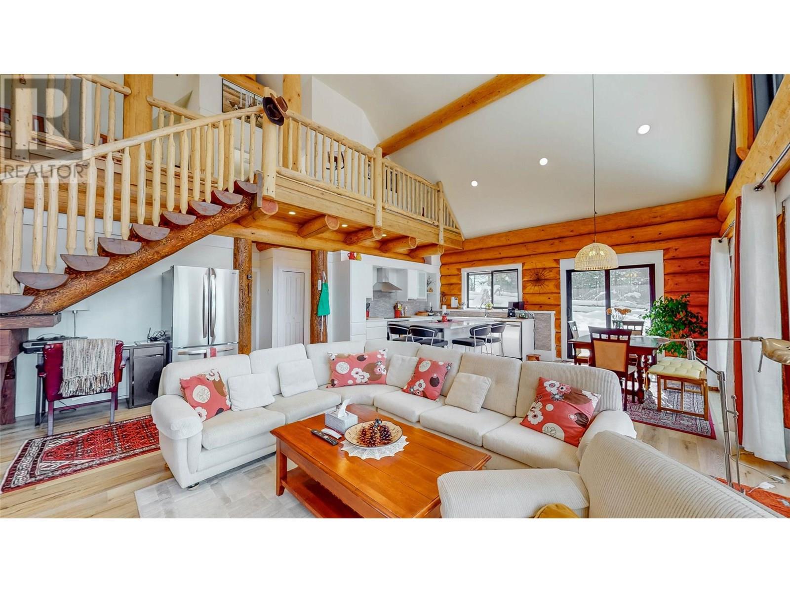 185 CARIBOU Way, Osoyoos
