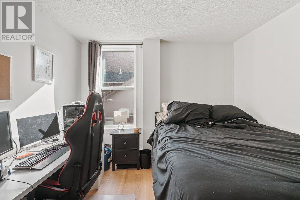 Single Family House for Sale in    Avenue SW Beltline Calgary 