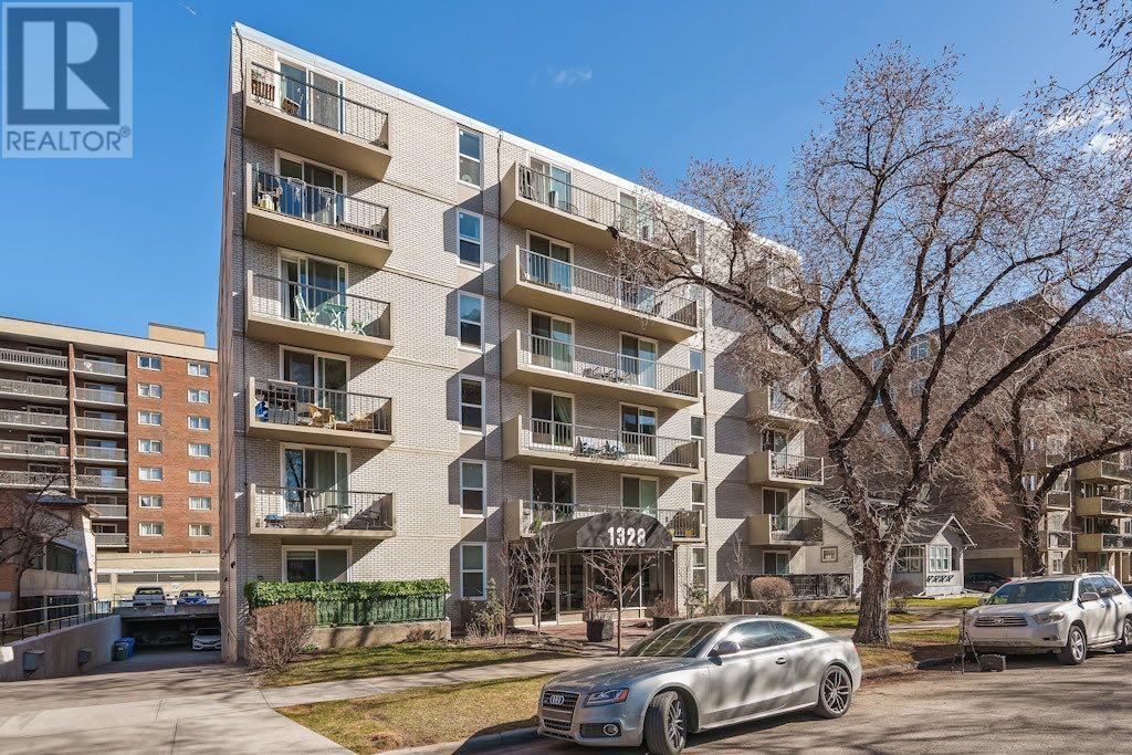 Single Family House for Sale in    Avenue SW Beltline Calgary 