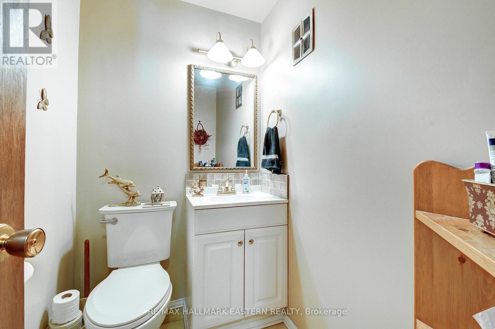 Photo 36 of 509 Montcalm Drive, Peterborough North ON