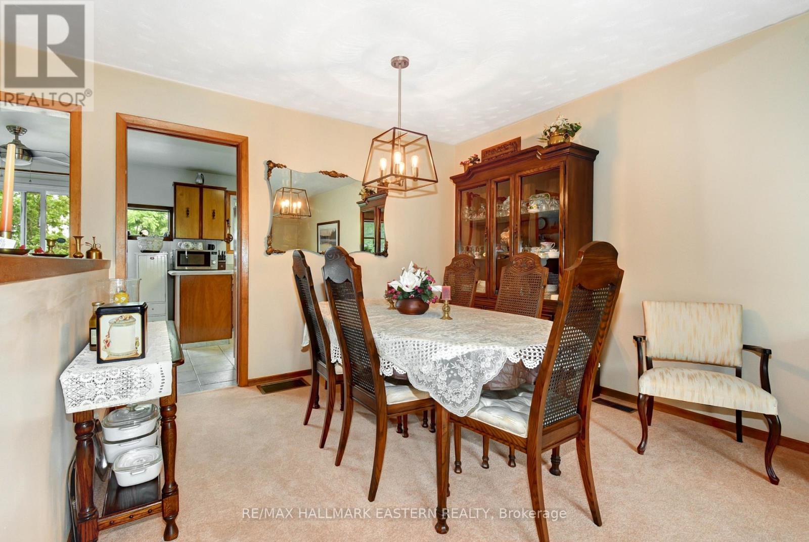 Photo 34 of 509 Montcalm Drive, Peterborough North ON