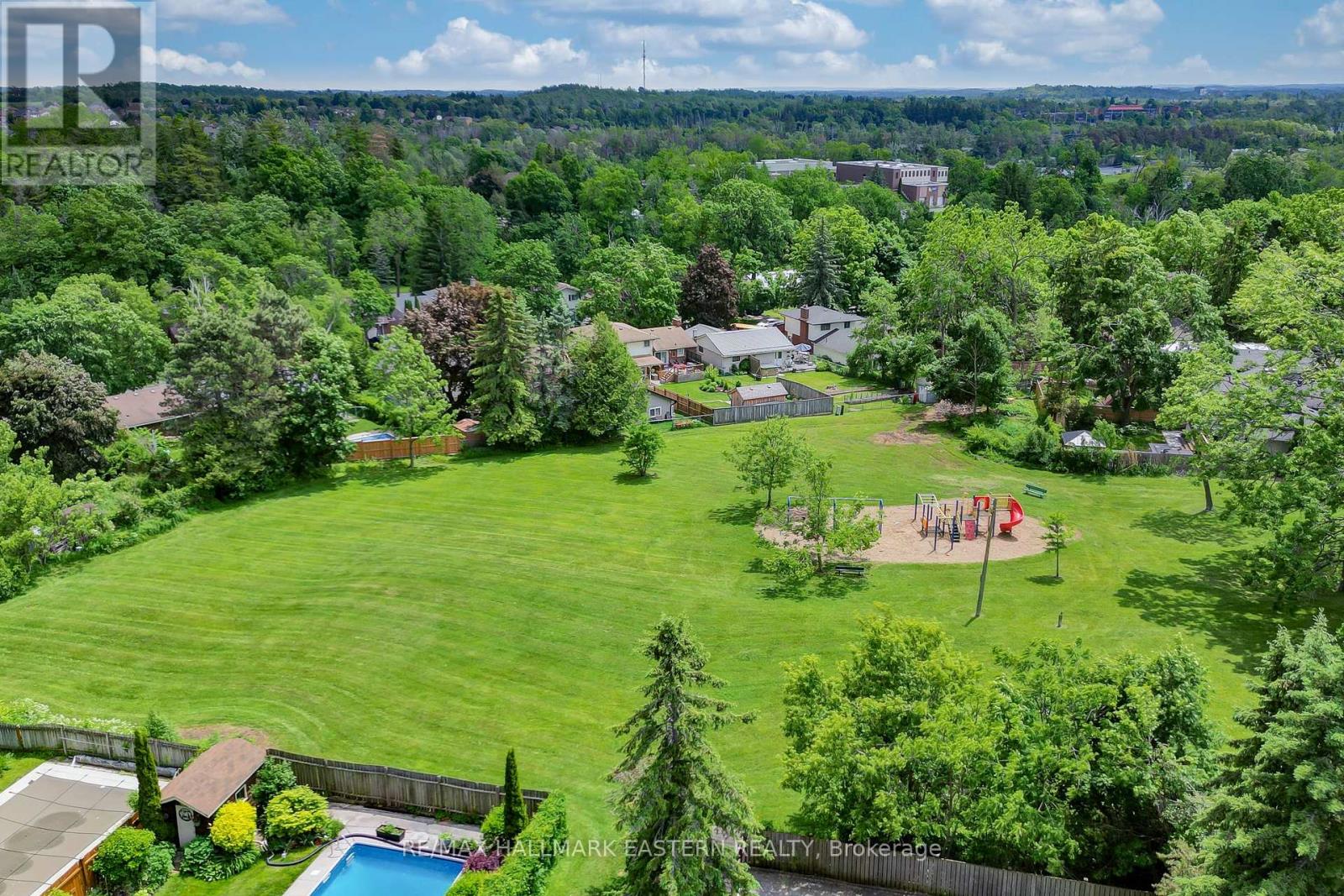 Photo 29 of 509 Montcalm Drive, Peterborough North ON