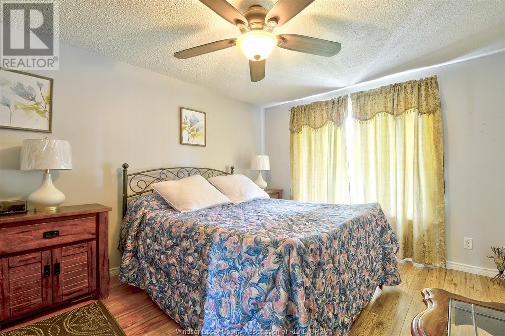 Photo 22 of 3196 Elmwood Crescent, Windsor ON