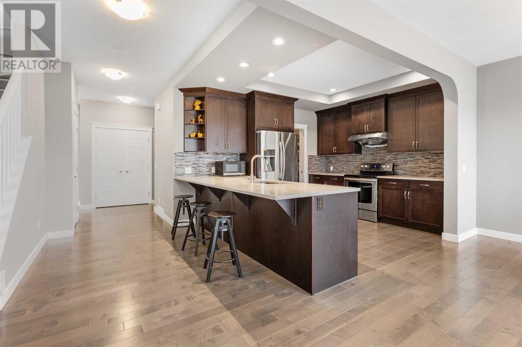 Single Family House for Sale in  Evansglen Mews NW Evanston Calgary 