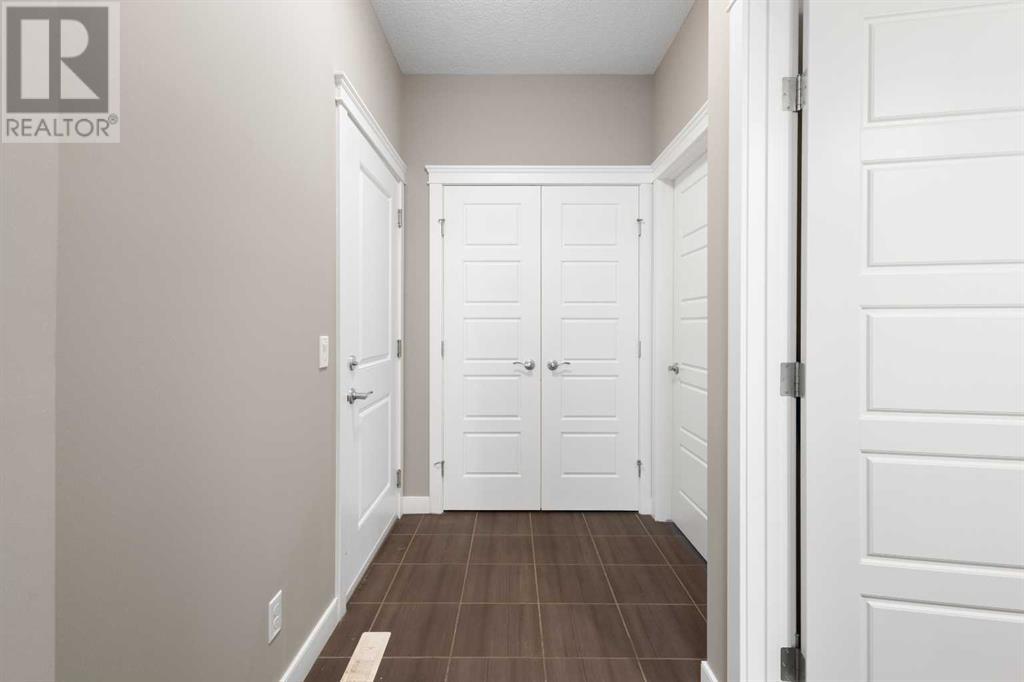 Single Family House for Sale in  Evansglen Mews NW Evanston Calgary 