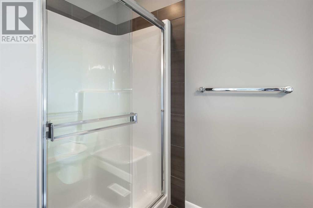 Single Family House for Sale in  Evansglen Mews NW Evanston Calgary 