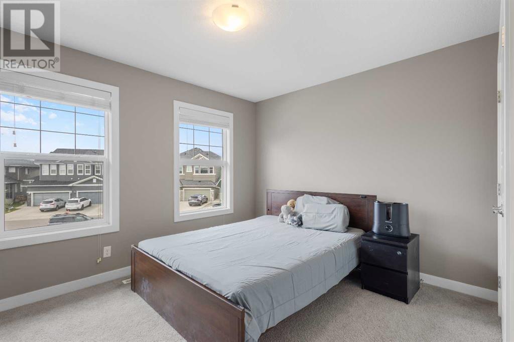 Single Family House for Sale in  Evansglen Mews NW Evanston Calgary 