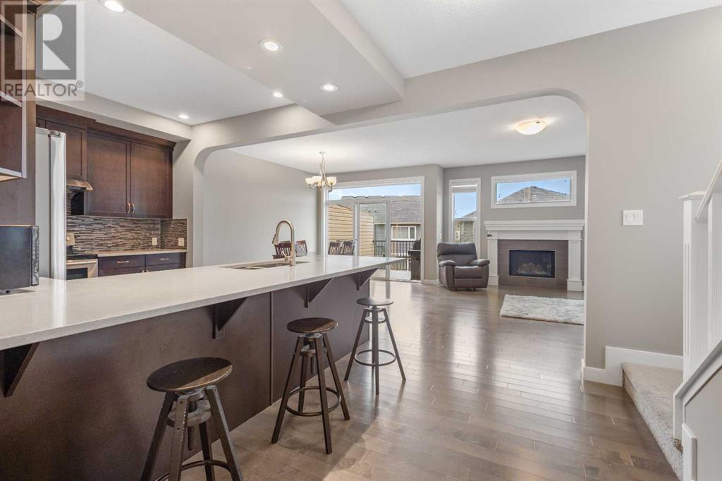 Single Family House for Sale in  Evansglen Mews NW Evanston Calgary 