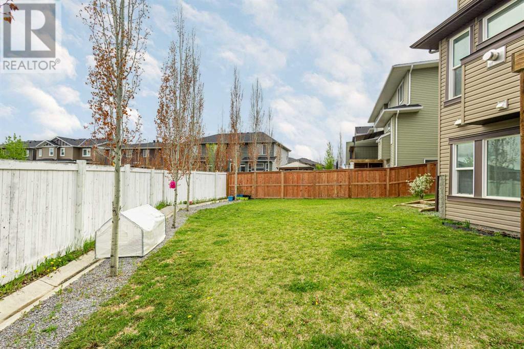 Single Family House for Sale in  Evansglen Mews NW Evanston Calgary 