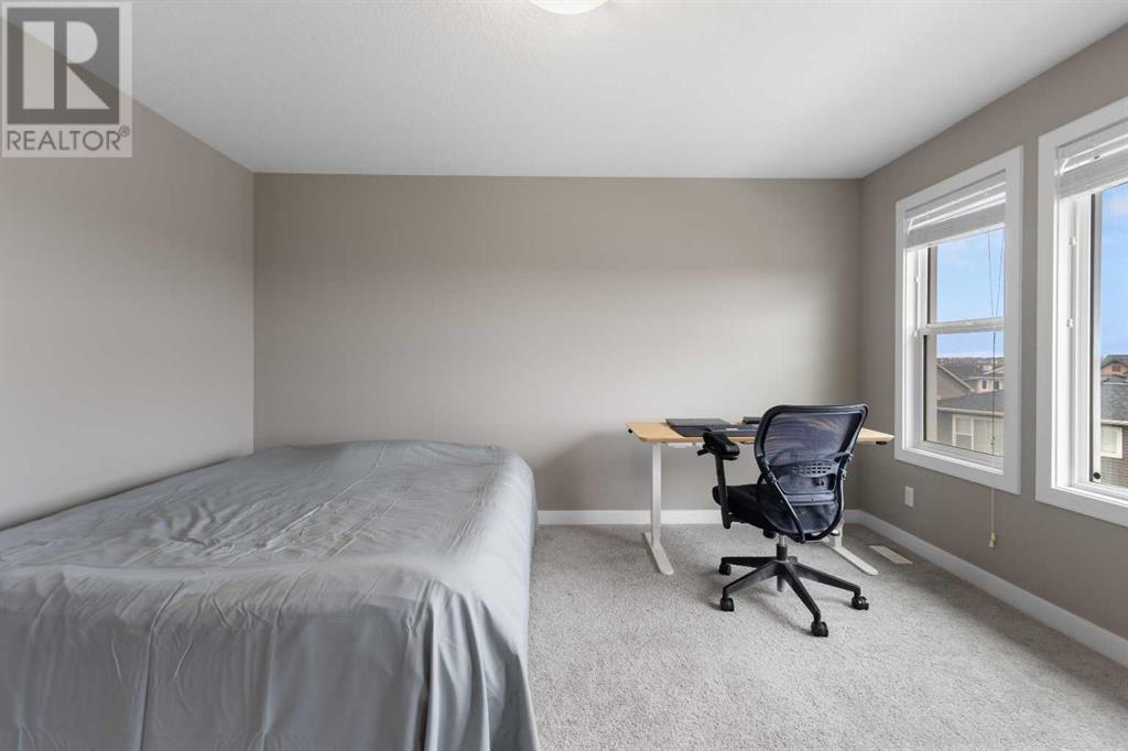 Single Family House for Sale in  Evansglen Mews NW Evanston Calgary 