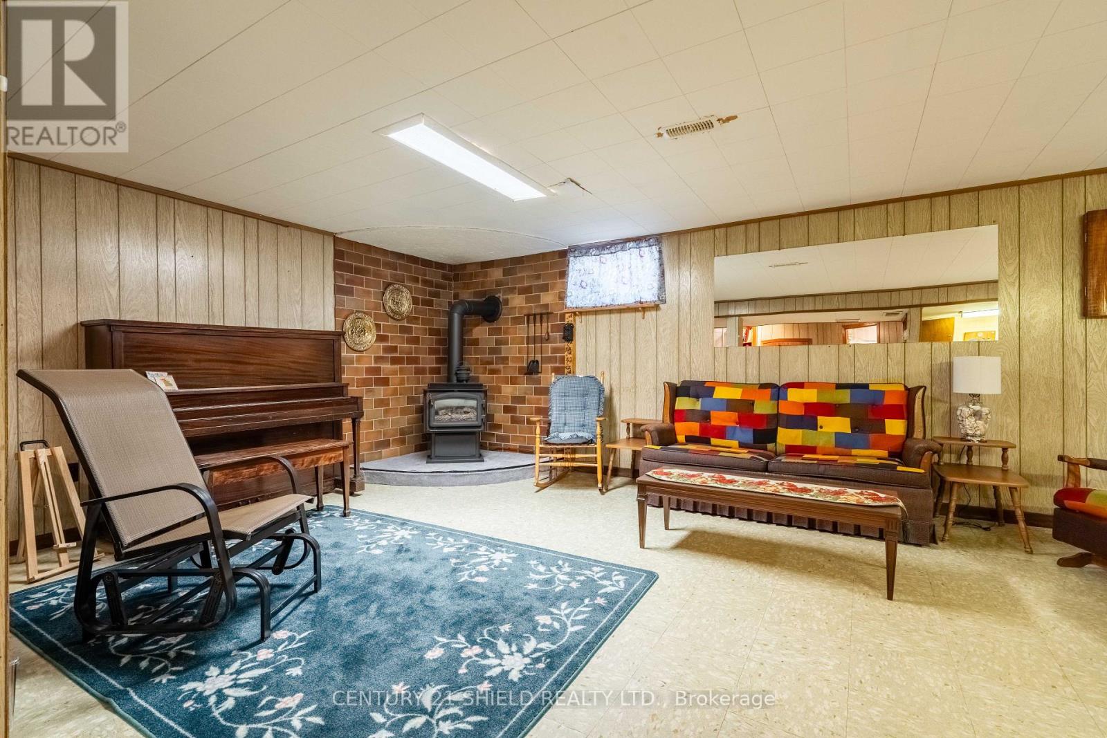 Photo 15 of 506 Anderson Drive, Cornwall ON