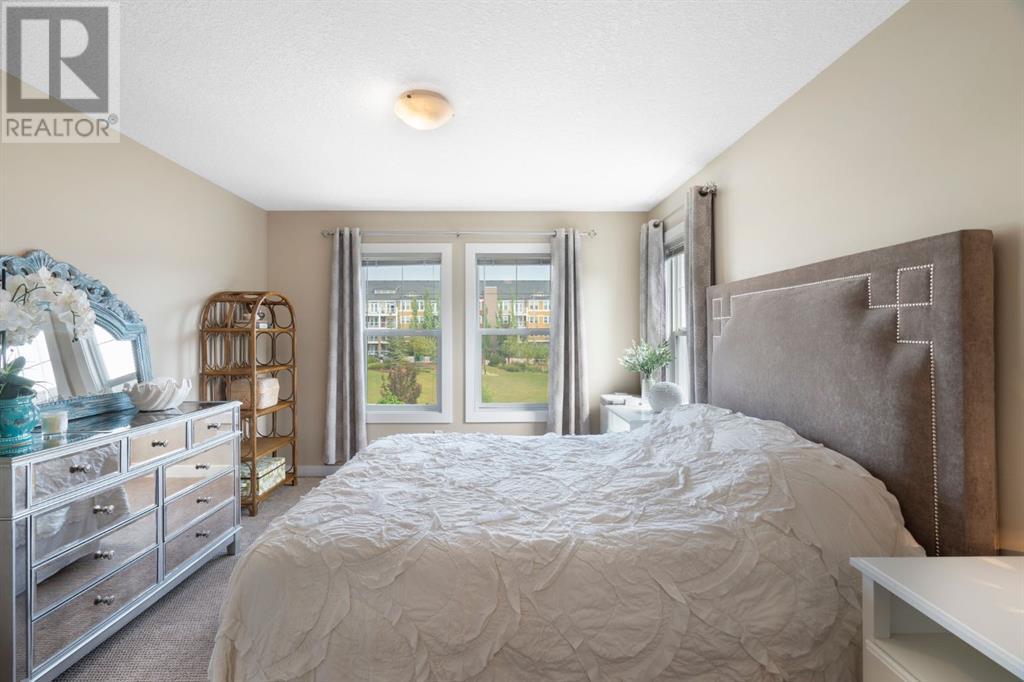 Single Family House for Sale in  Evanston Square NW Evanston Calgary 