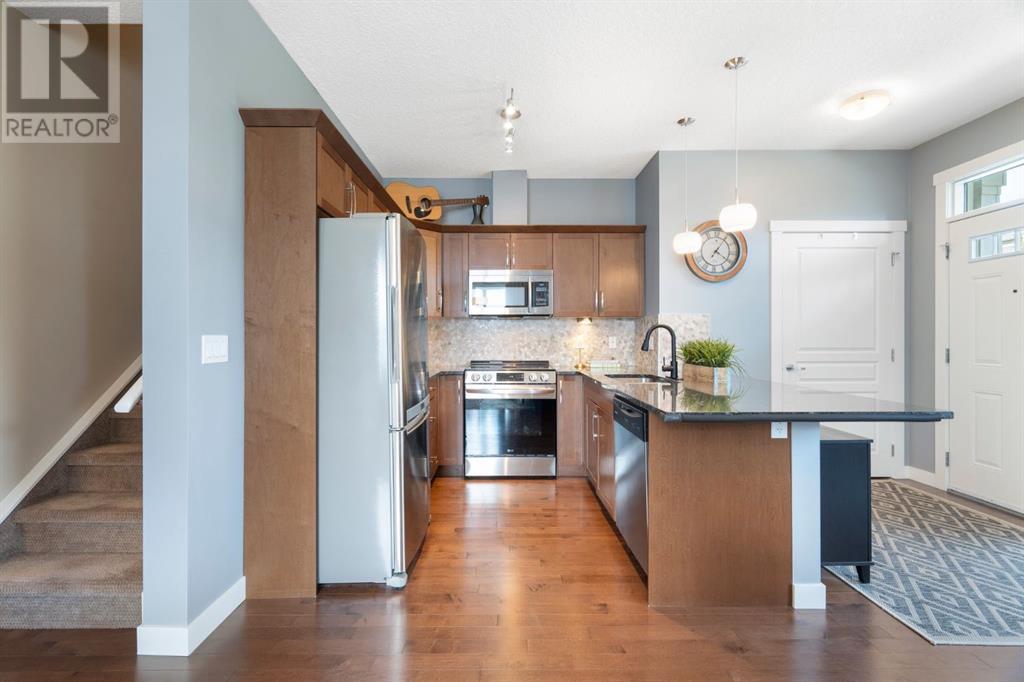 Single Family House for Sale in  Evanston Square NW Evanston Calgary 