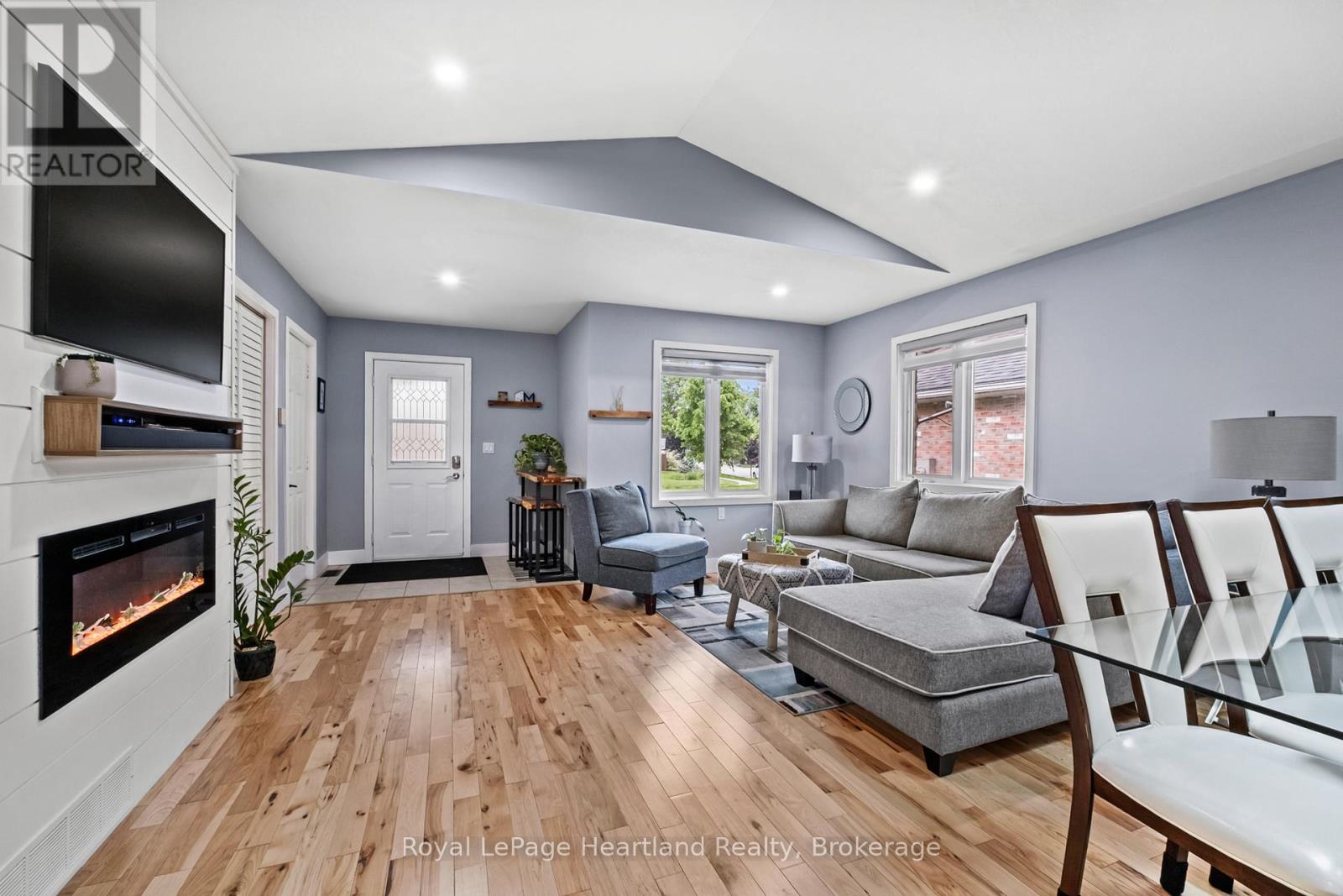 Photo 22 of 9 Parkhaven Crescent, St Marys ON