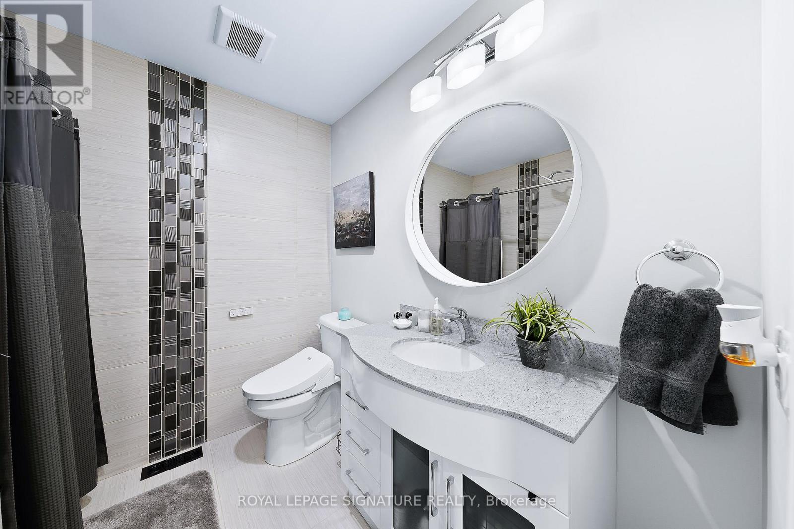 Single Family House for Sale in  WHITE BEACH CRESCENT Vaughan (Patterson) 