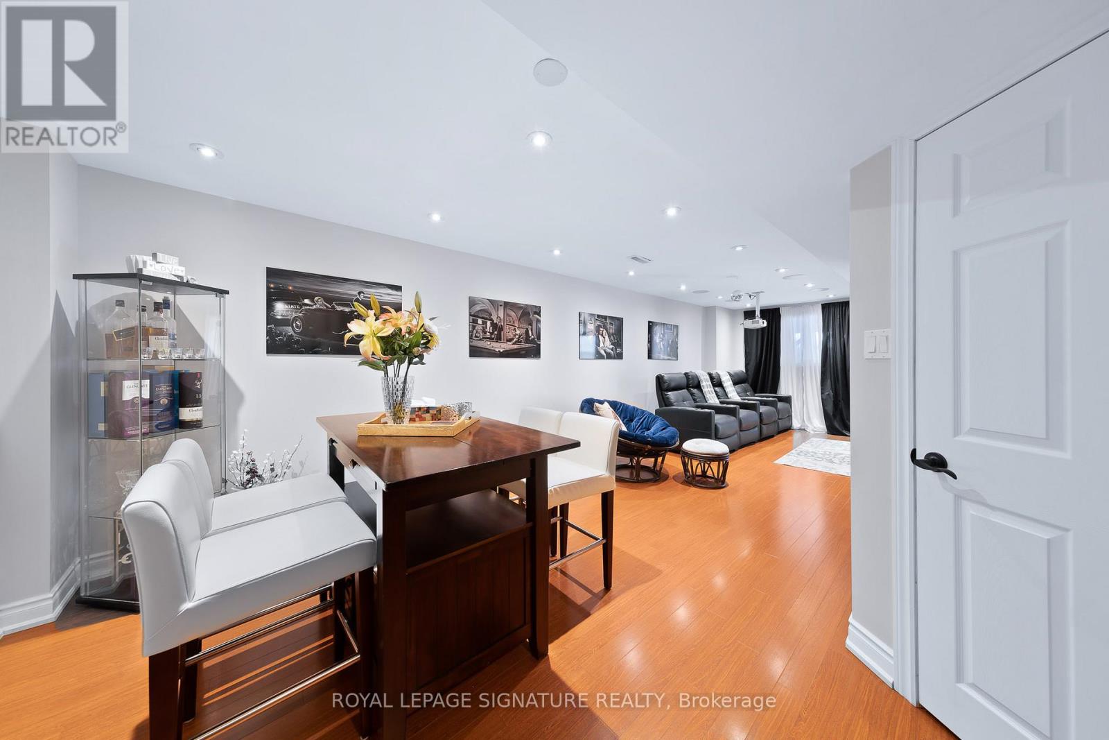 Single Family House for Sale in  WHITE BEACH CRESCENT Vaughan (Patterson) 