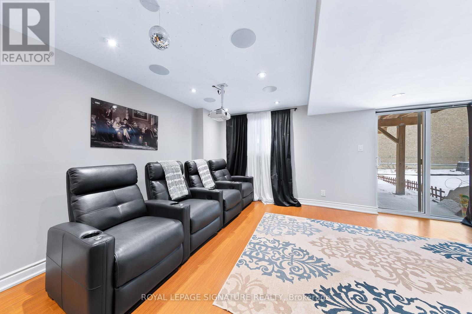 Single Family House for Sale in  WHITE BEACH CRESCENT Vaughan (Patterson) 