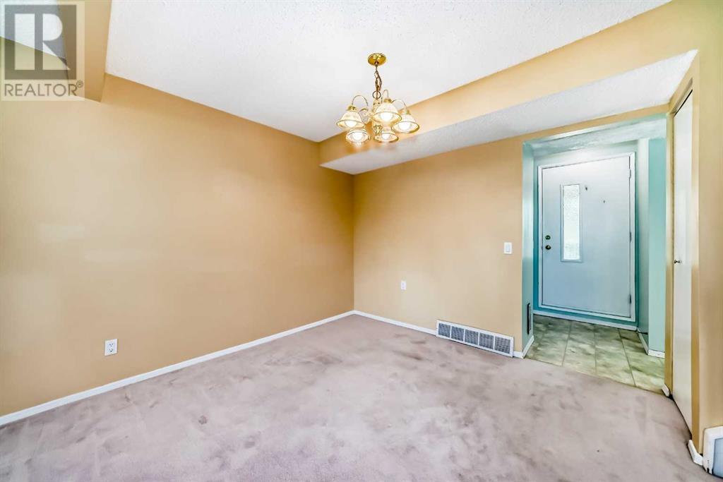 Single Family House for Sale in   Palliser Drive SW Oakridge Calgary 