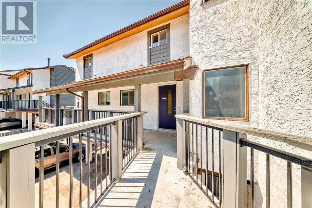 Single Family House for Sale in   Palliser Drive SW Oakridge Calgary 
