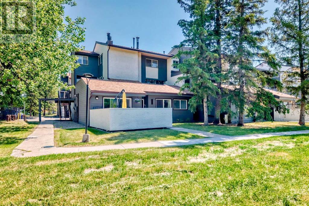 Single Family House for Sale in   Palliser Drive SW Oakridge Calgary 