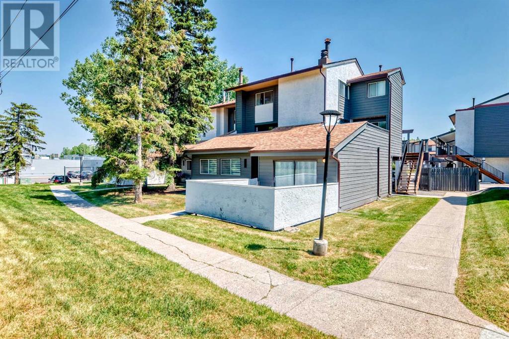 Single Family House for Sale in   Palliser Drive SW Oakridge Calgary 