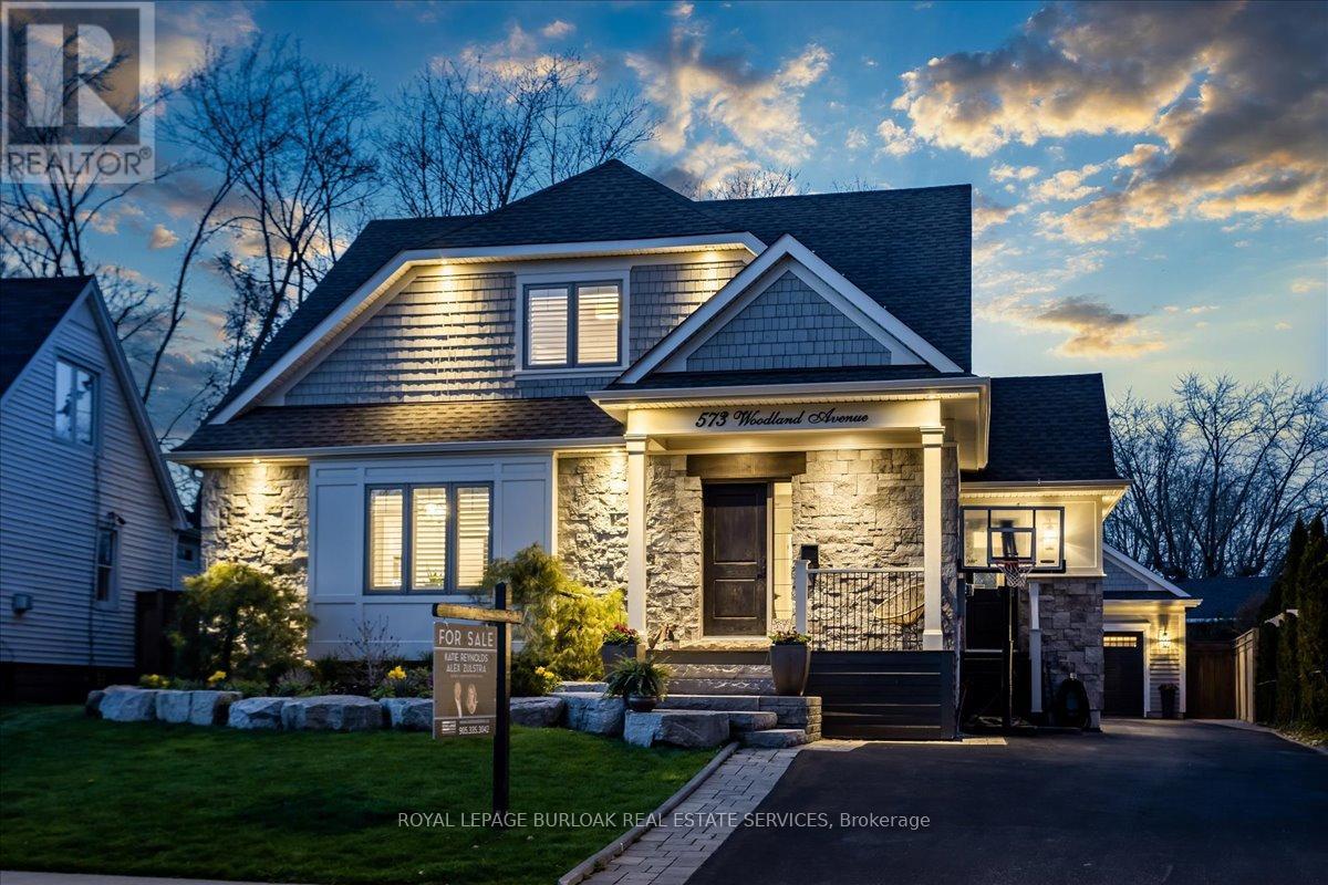 Photo 2 of 573 Woodland Avenue, Burlington ON
