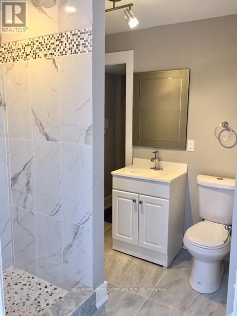 Photo 3 of 127 West Street, Brantford ON
