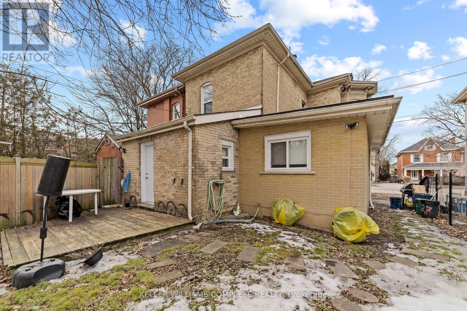 Photo 21 of 127 West Street, Brantford ON
